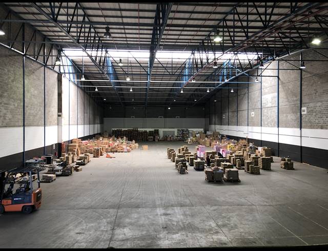 2,651M² FACTORY TO LET IN EPPING INDUSTRIAL